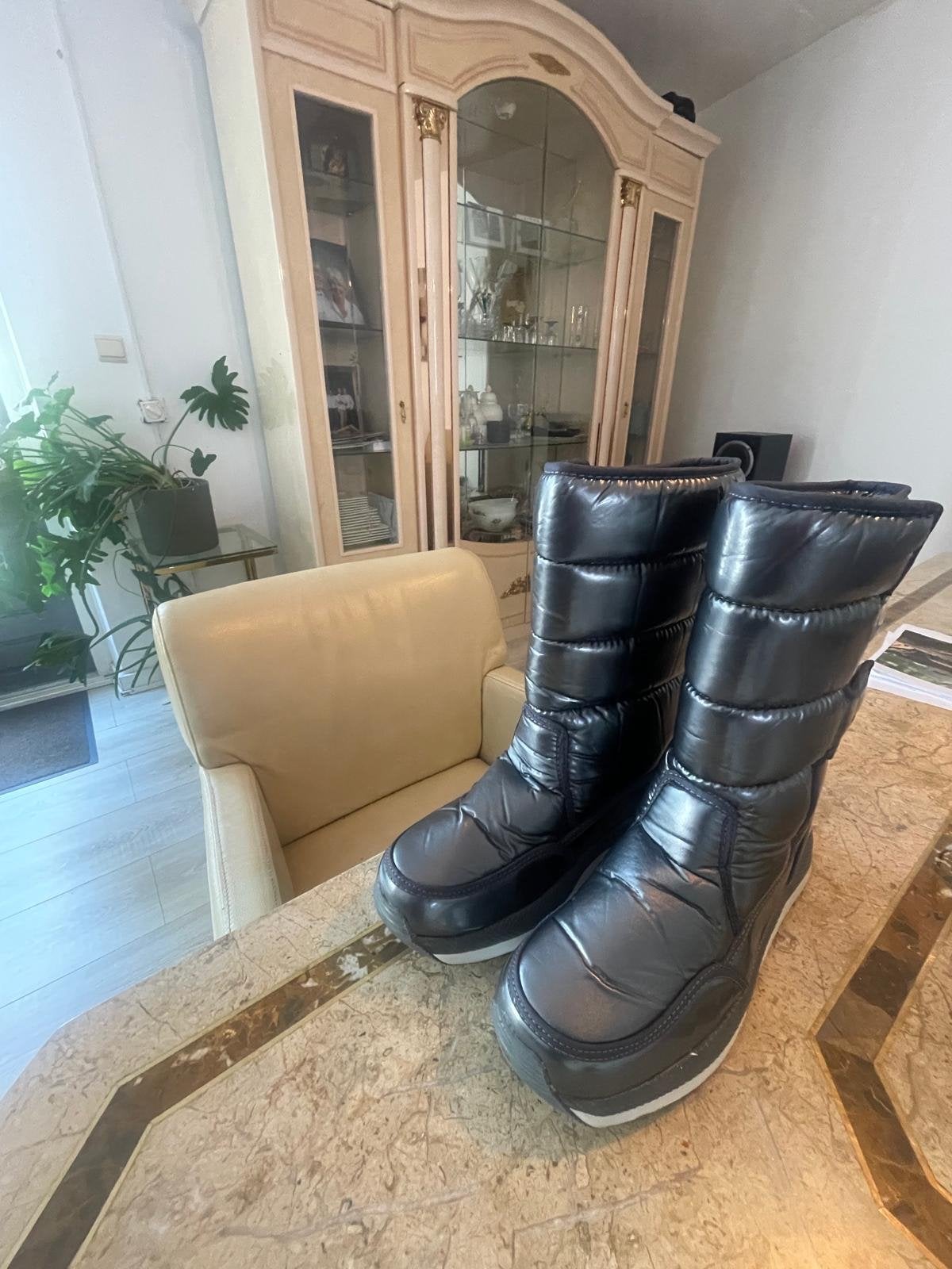 USPA Snowboots - Maat 39- Zo goed als nieuw, Ophalen, Zo goed als nieuw, Zwart, Snowboots