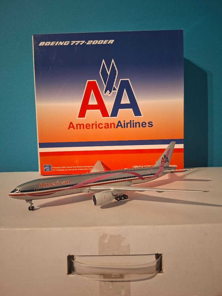 JC Wings 1:200 American Airlines 777-200 Pink Ribbon livery, Ophalen of Verzenden, Nieuw, Schaalmodel