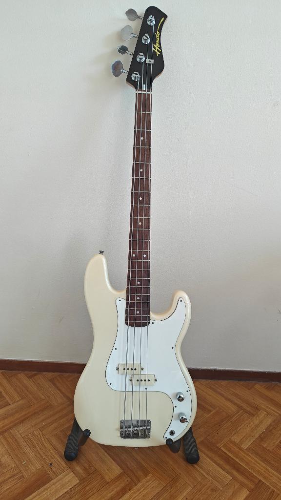 Hondo Precision Bass - Vintage Cream/White - Jaren '80, Muziek en Instrumenten, Ophalen, Gebruikt
