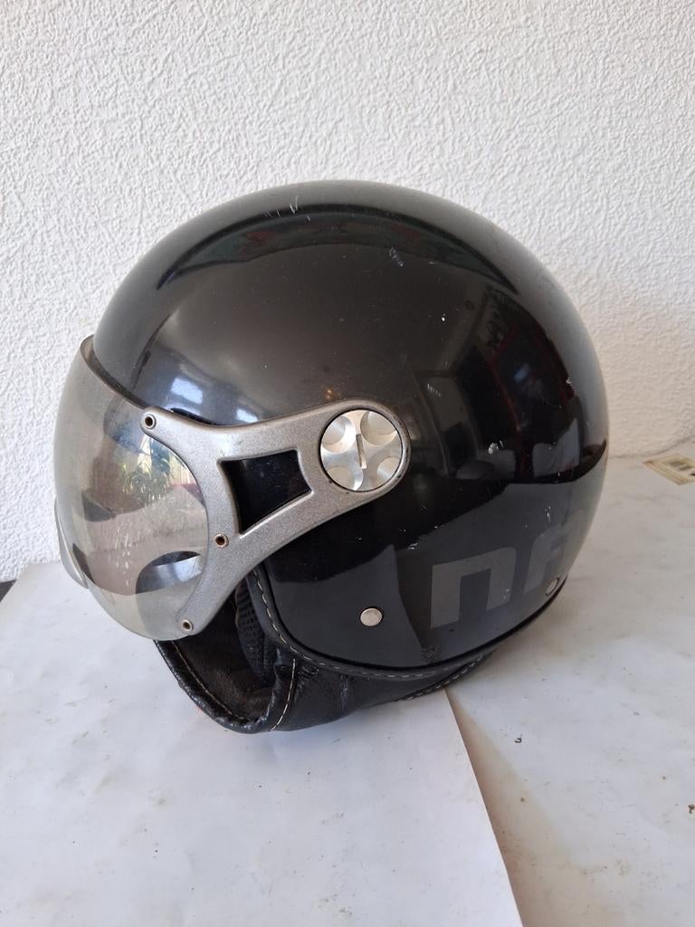 Helm met vizier, Ophalen