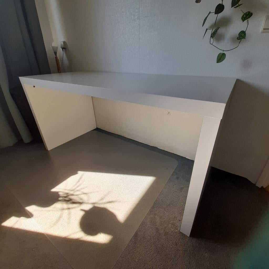 Wit bureau (Ikea?), Huis en Inrichting, Slaapkamer | Bedden, Ophalen, Gebruikt, 90 cm, Eenpersoons