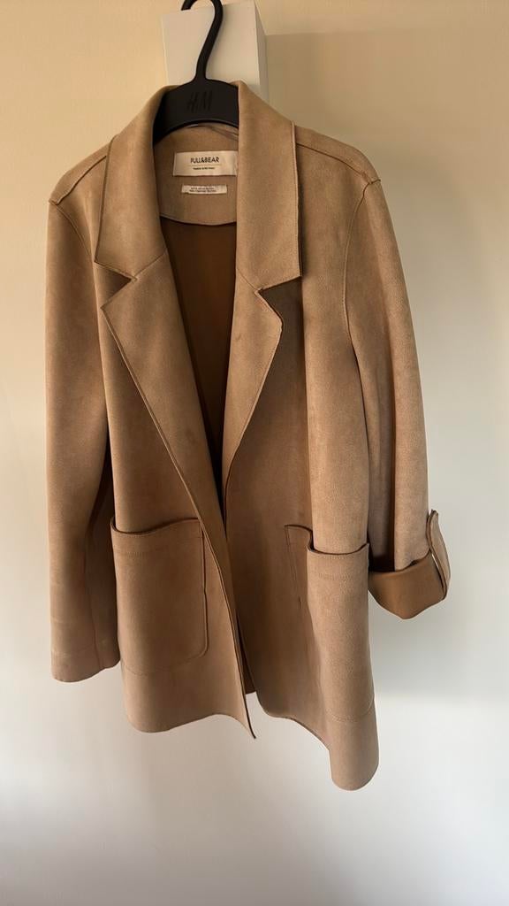 Pull & bear halflange jas beige/zand maat xs zgan, Ophalen of Verzenden, Zo goed als nieuw, Maat 34 (XS) of kleiner, Beige