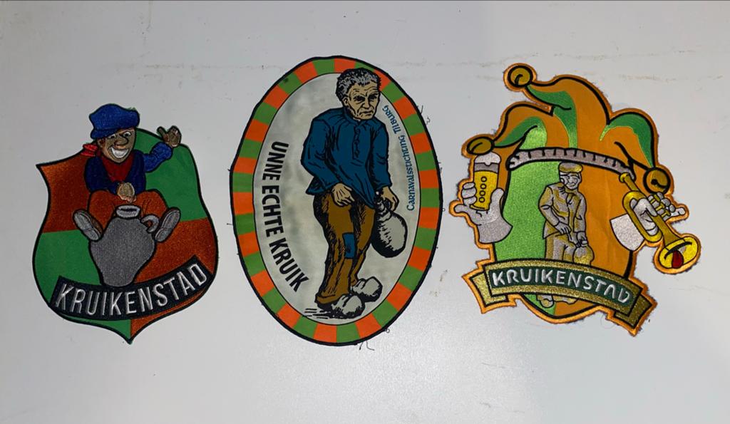 Carnaval Tilburg Kruikenstad Rug Emblemen Set, Ophalen of Verzenden, Gebruikt