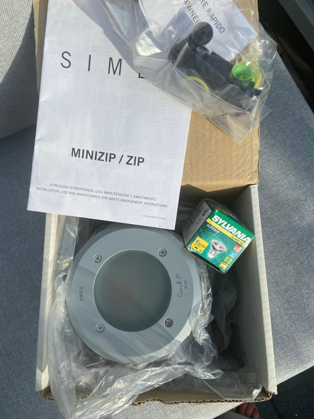 Twee stuks Simes Minizip inbouw grondlampen IP67, Minder dan 50 watt, Ophalen of Verzenden, Netvoeding, Vloerlamp