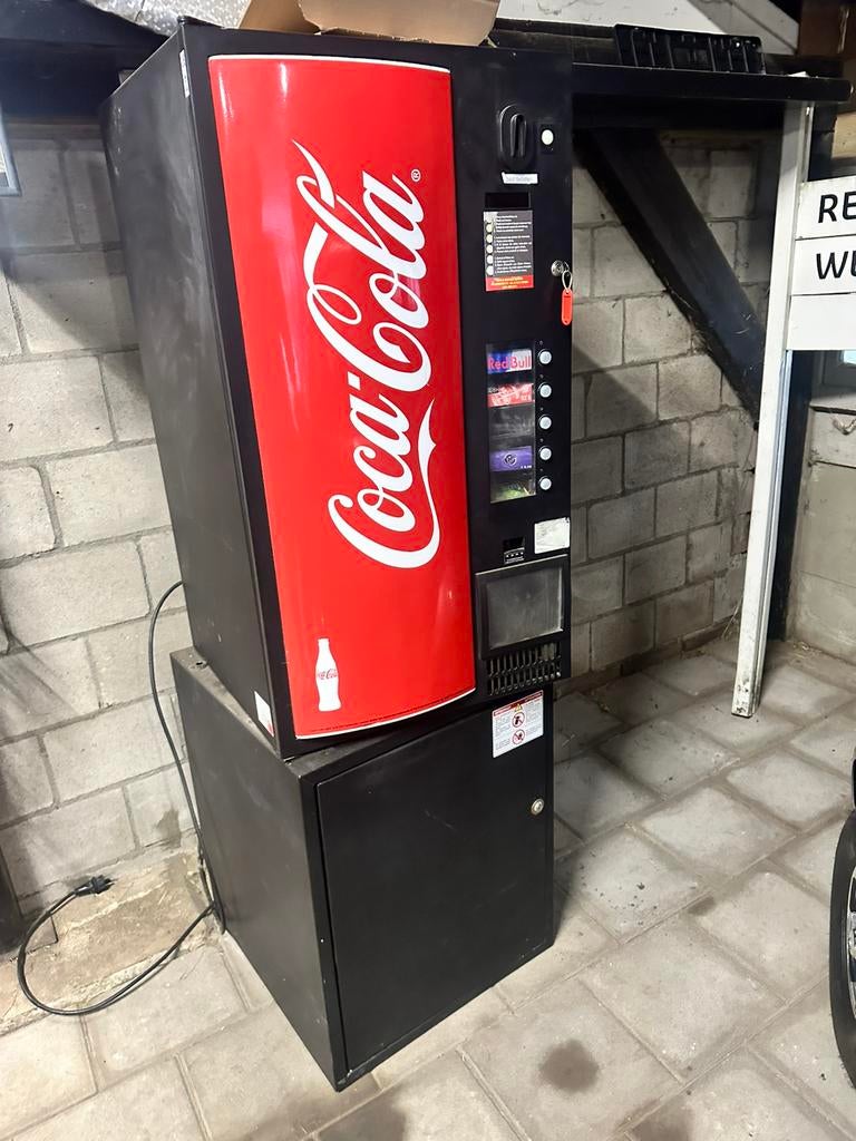 Coca cola automaat werkend op euros, Ophalen of Verzenden, Zo goed als nieuw