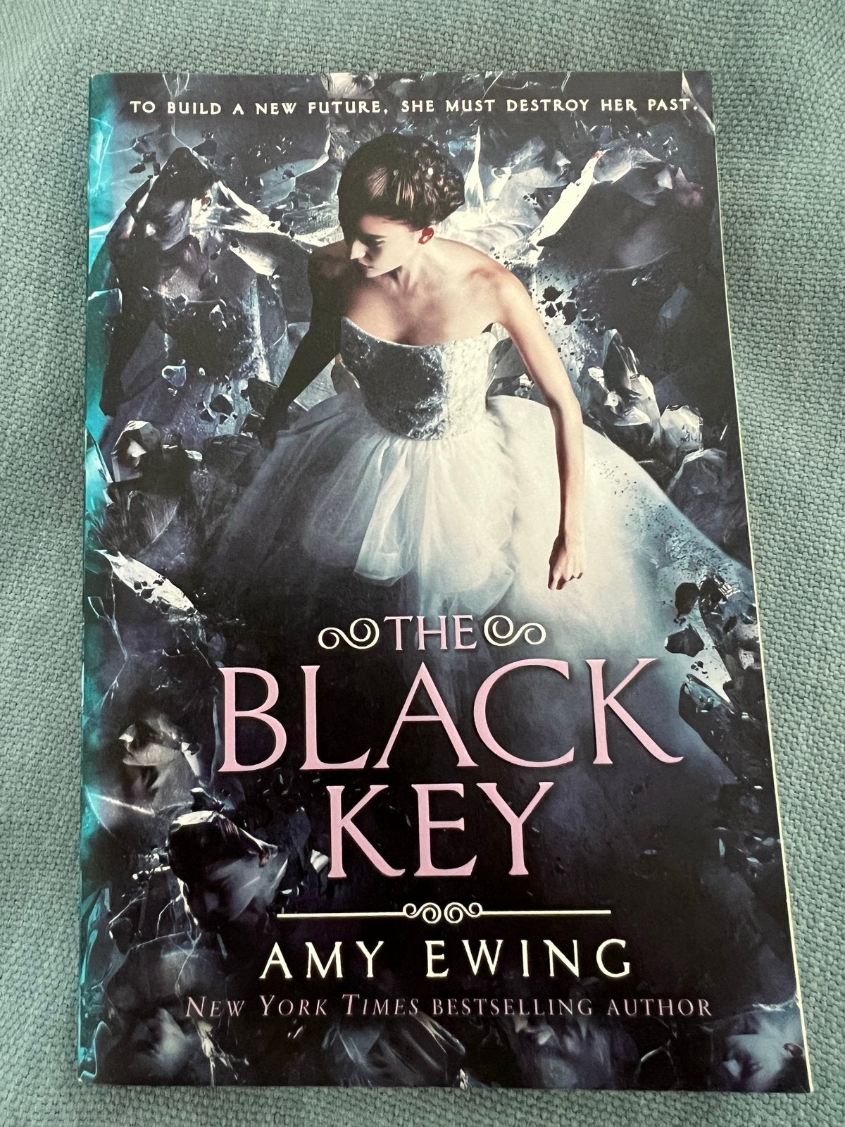 The Black Key - Amy Ewing (Engels), Ophalen of Verzenden, Zo goed als nieuw, Amerika