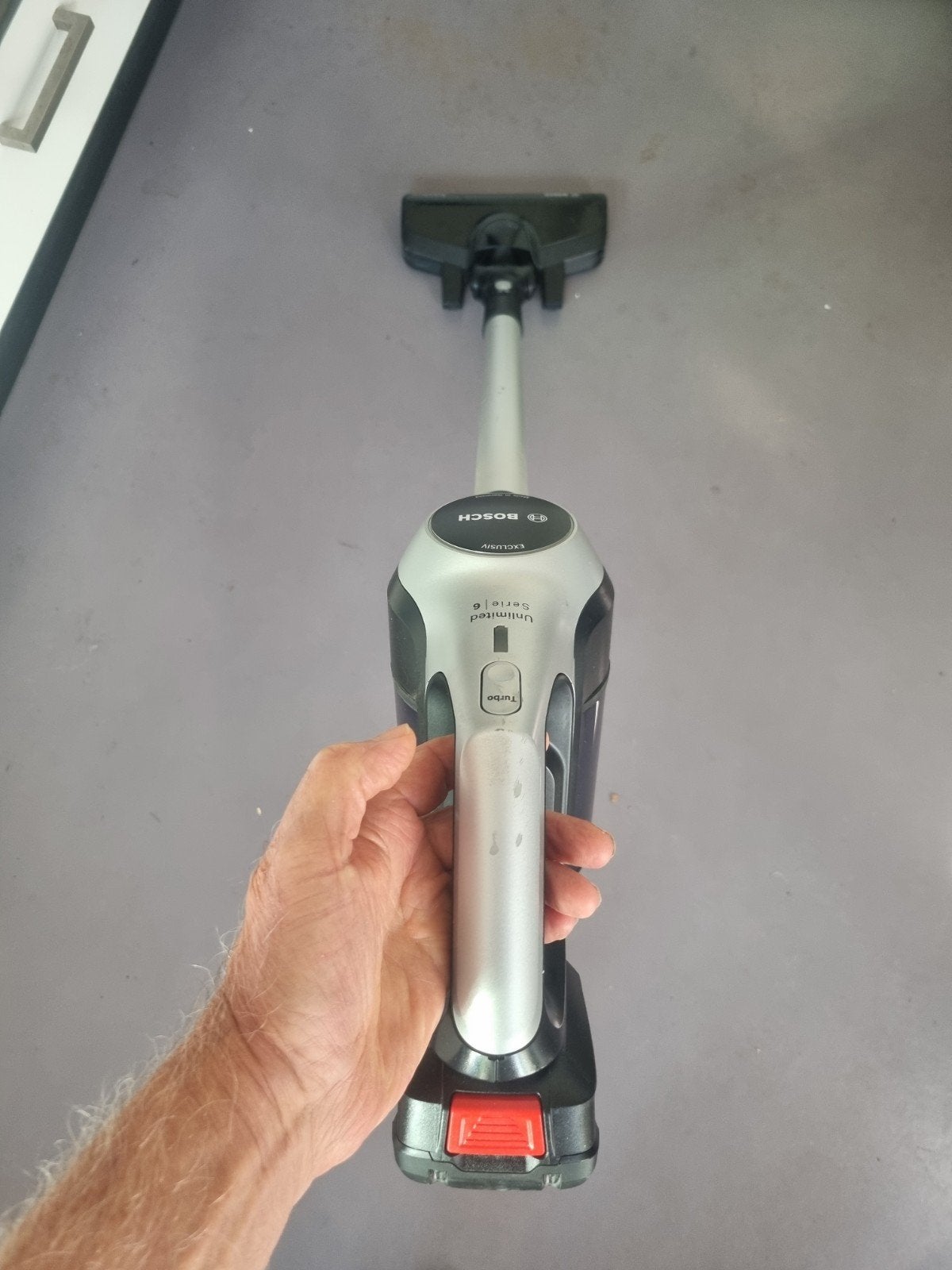 Bosch - Unlimited 6  Steelstofzuigeraccu stofzuiger, Inclusief accessoires, Bosch, Ophalen of Verzenden, Zo goed als nieuw
