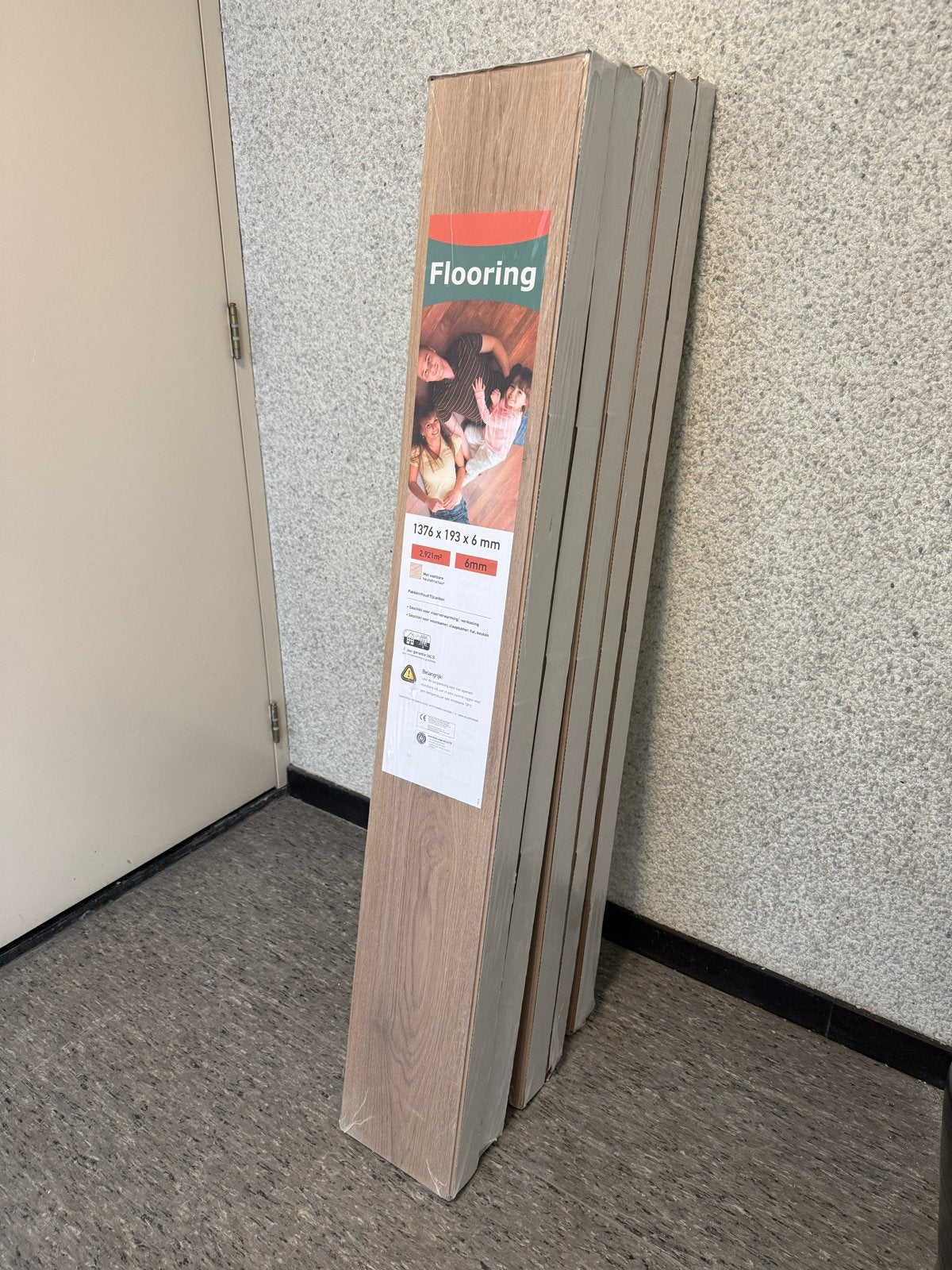 Nieuw laminaat Flooring naturel eiken, Ophalen, Nieuw, Minder dan 5 m², 10 tot 30 cm