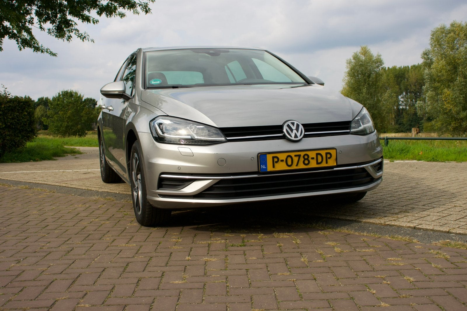 Volkswagen Golf 1.5 TSI 150pk 7-DSG 5D 2017 Grijs, 1498 cc, 4 cilinders, 149 pk, 1238 kg