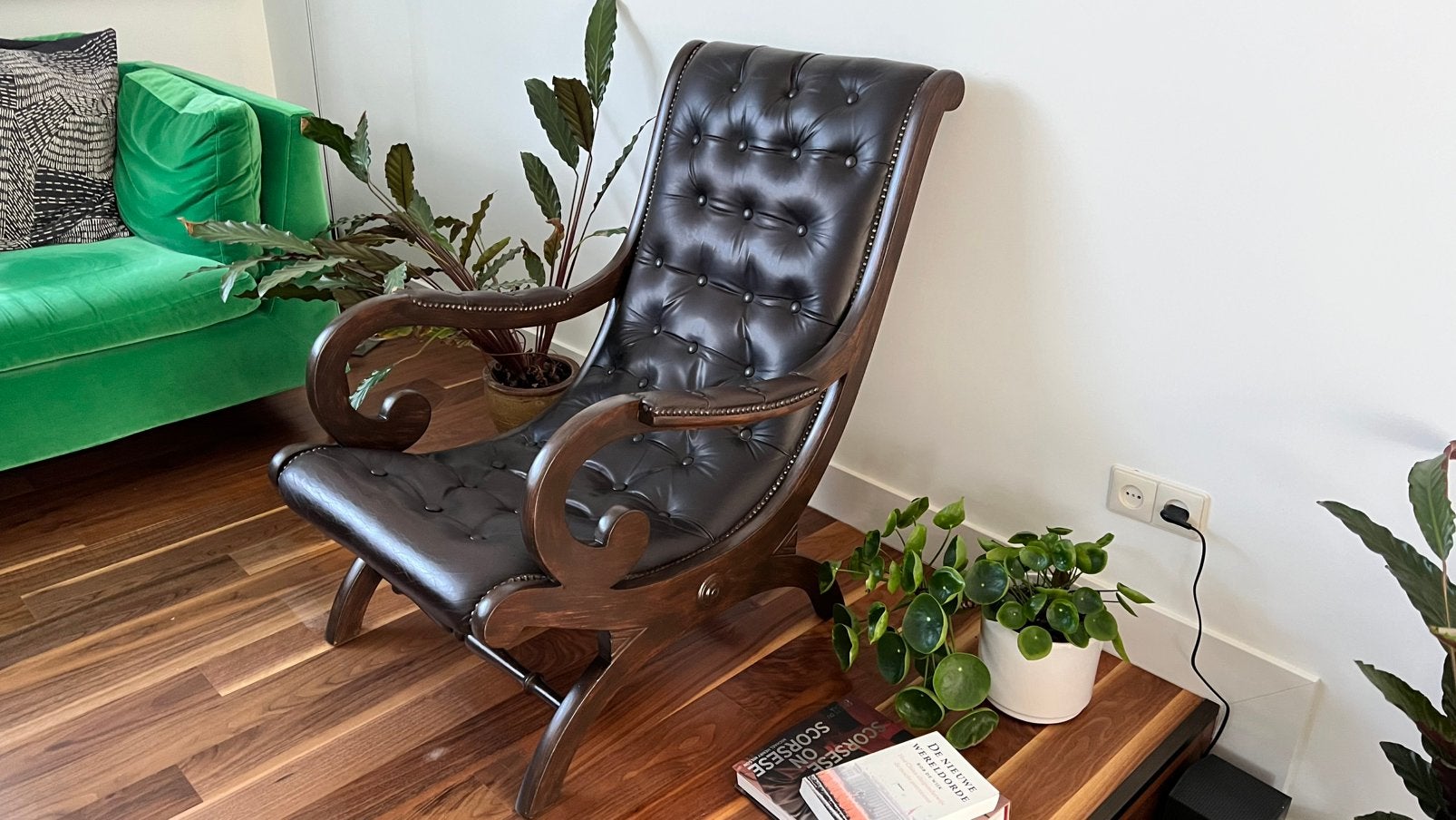 Chesterfield fauteuil bruin leer klassiek patina stoel, Huis en Inrichting, Stoelen, Ophalen, Zo goed als nieuw, Leer