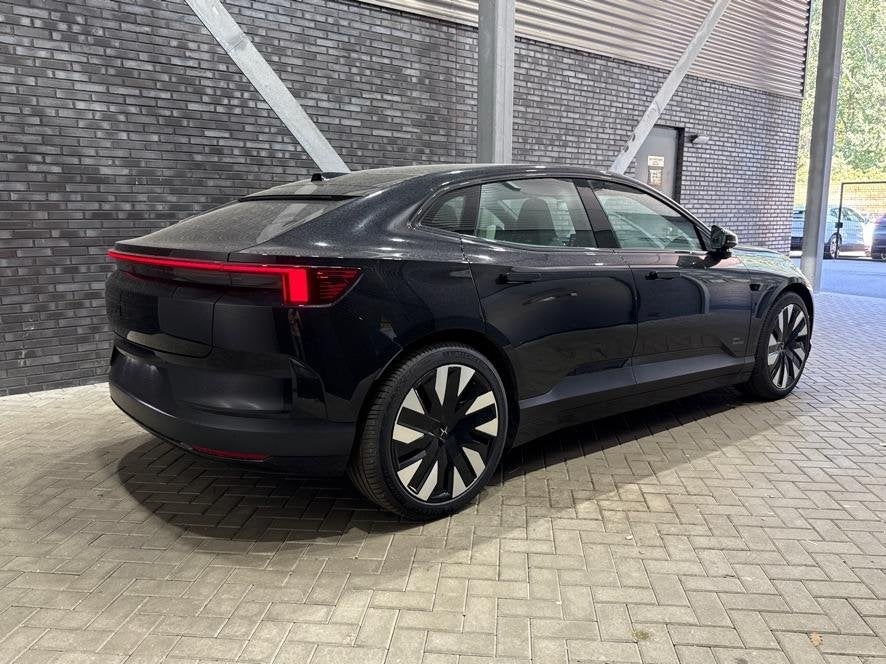 Polestar 4 Long Range Single motor Plus 100 kWh | ACC | Pilo, Auto's, Polestar, Automaat, Achterwielaandrijving, 100 kWh, Zwart