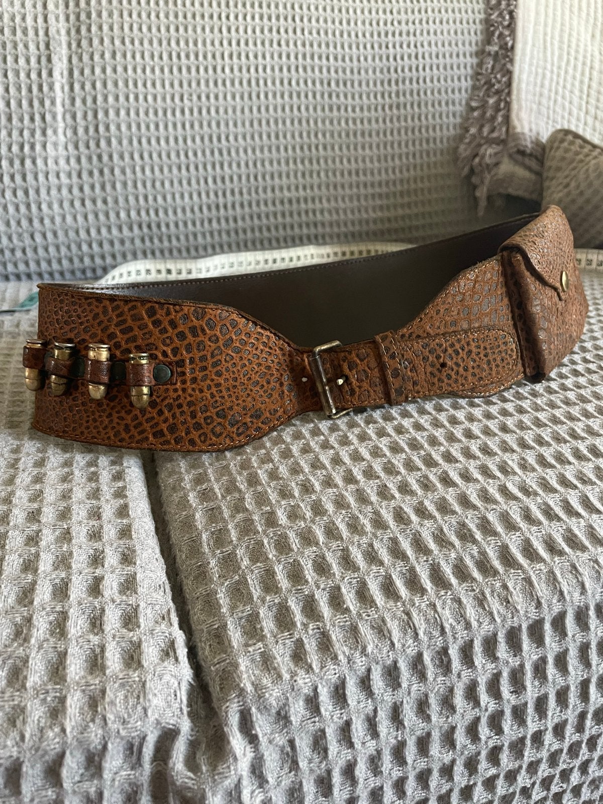 Leren vintage ceintuur met patroon+zakje, bijzonder, 85 cm, 80 tot 90 cm, Verzenden, Echt leder, Tailleriem