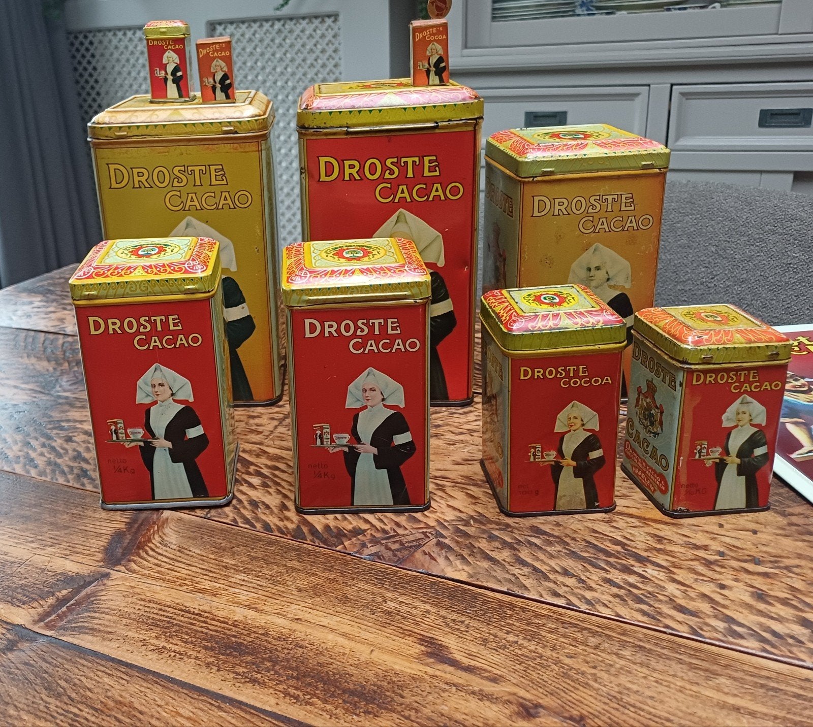 Grote collectie van 28 vintage Droste cacao blikken, Ophalen, Gebruikt, Overige, Droste