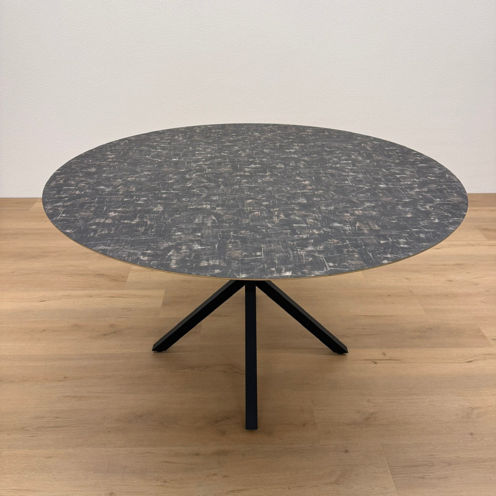 Ronde eettafel 130cm - HPL - Direct Leverbaar, Huis en Inrichting, Rond, Ophalen of Verzenden, Zo goed als nieuw, Vijf personen of meer