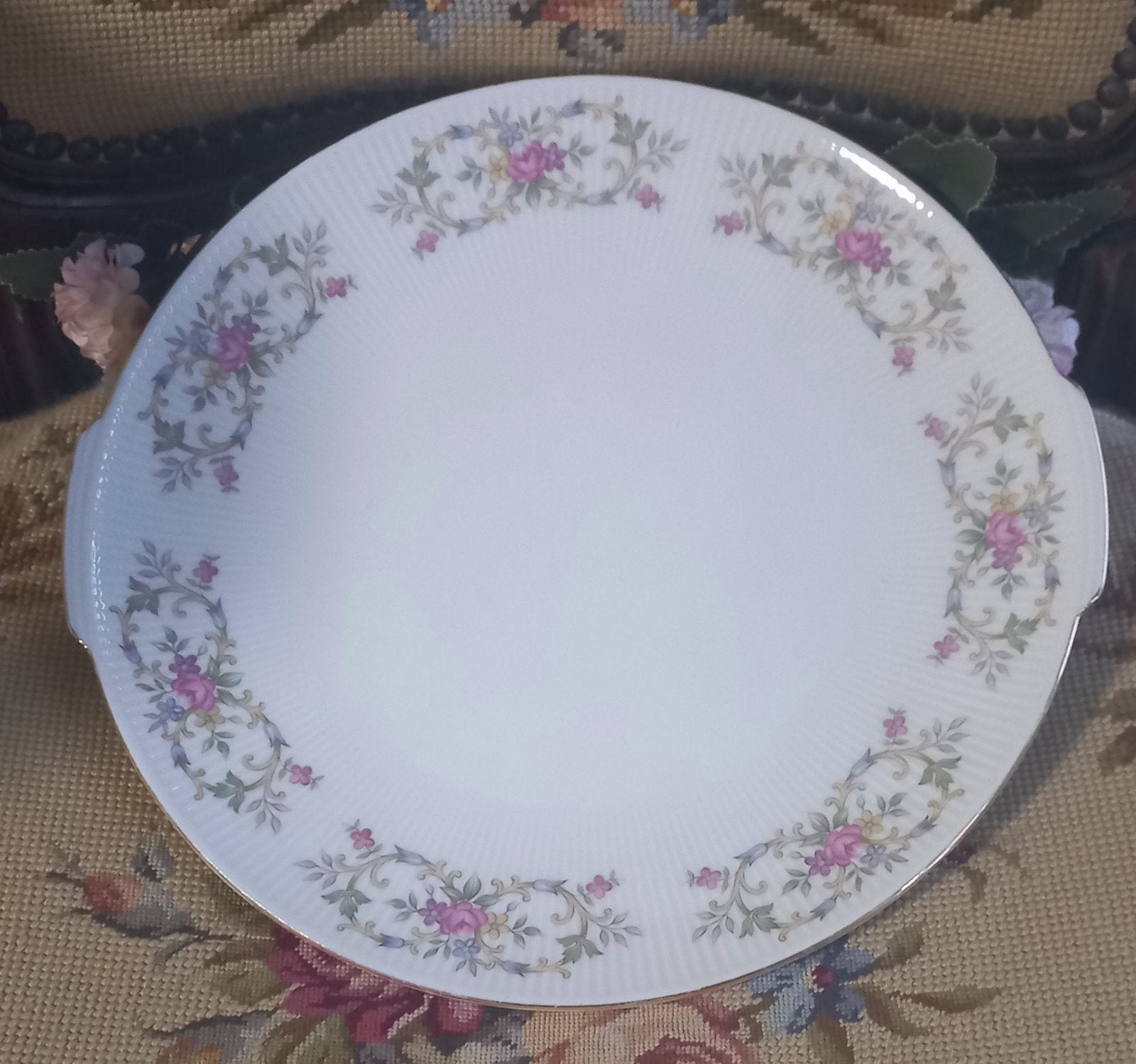 Mooie brocante serveerschaal, roze roosjes, pastel bloempjes, Ophalen of Verzenden
