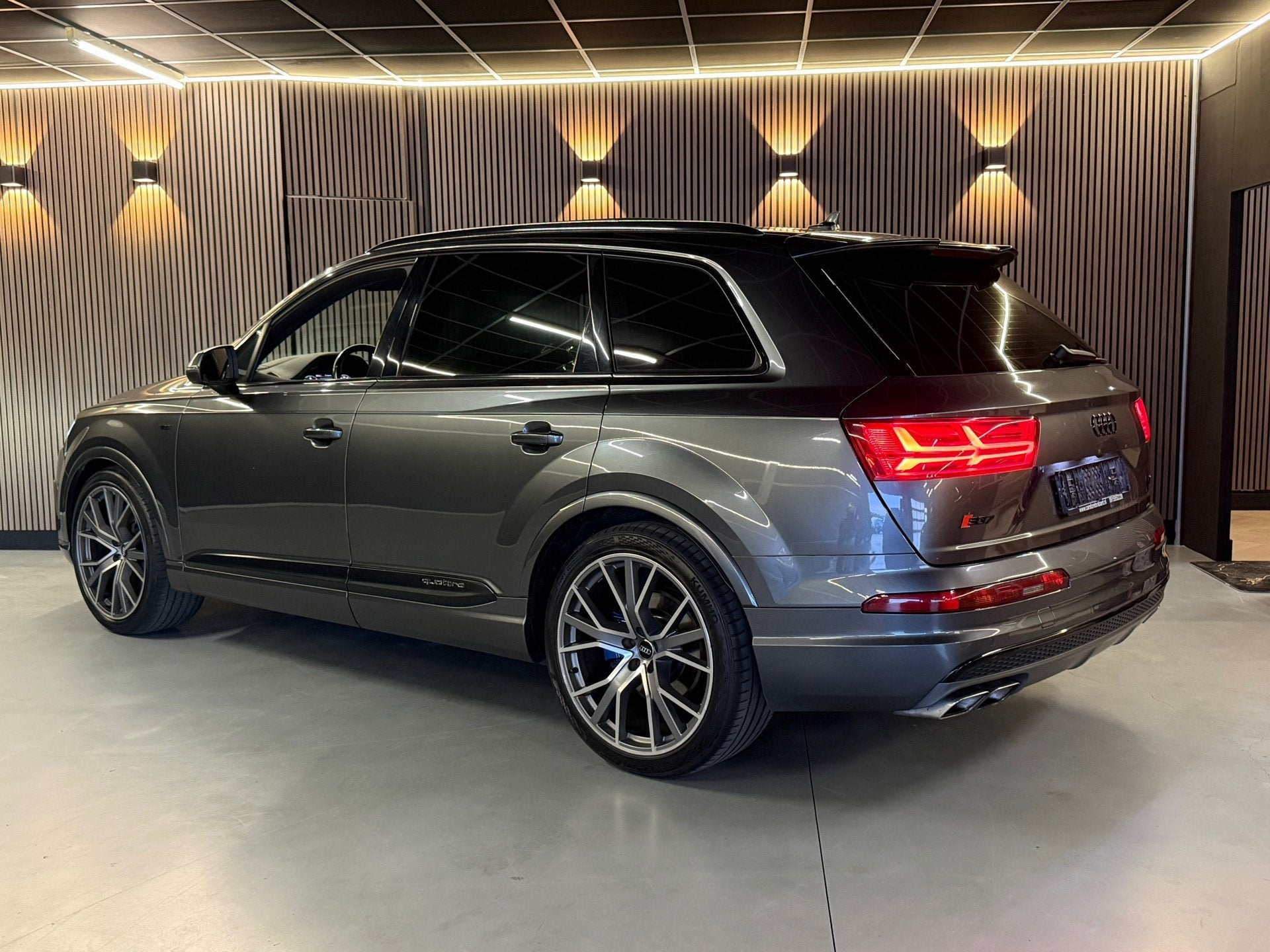 Audi SQ7 4.0 TDI SQ7 quattro Pro Line + | PANO | LUCHTVERING, Auto's, Audi, SQ7, 435 pk, Gebruikt, 2245 kg