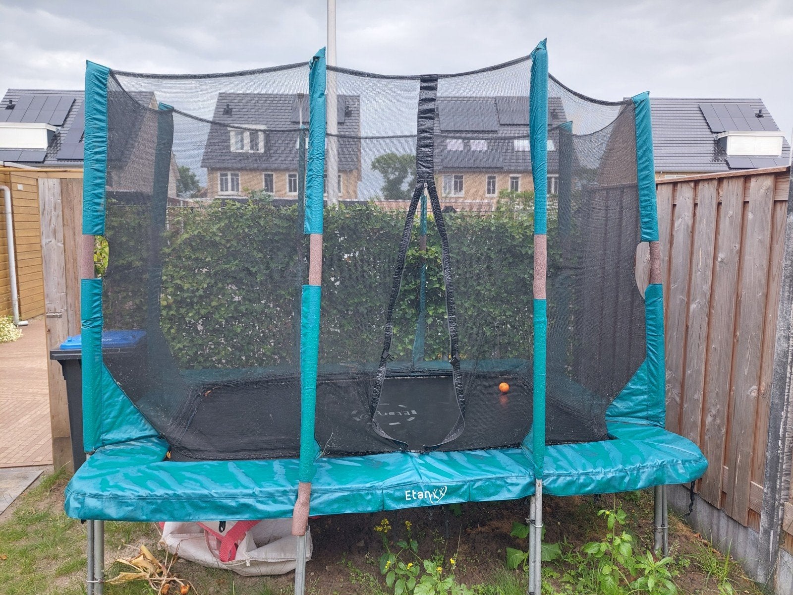 Etan trampoline 232 x 310 cm, Ophalen, Gebruikt