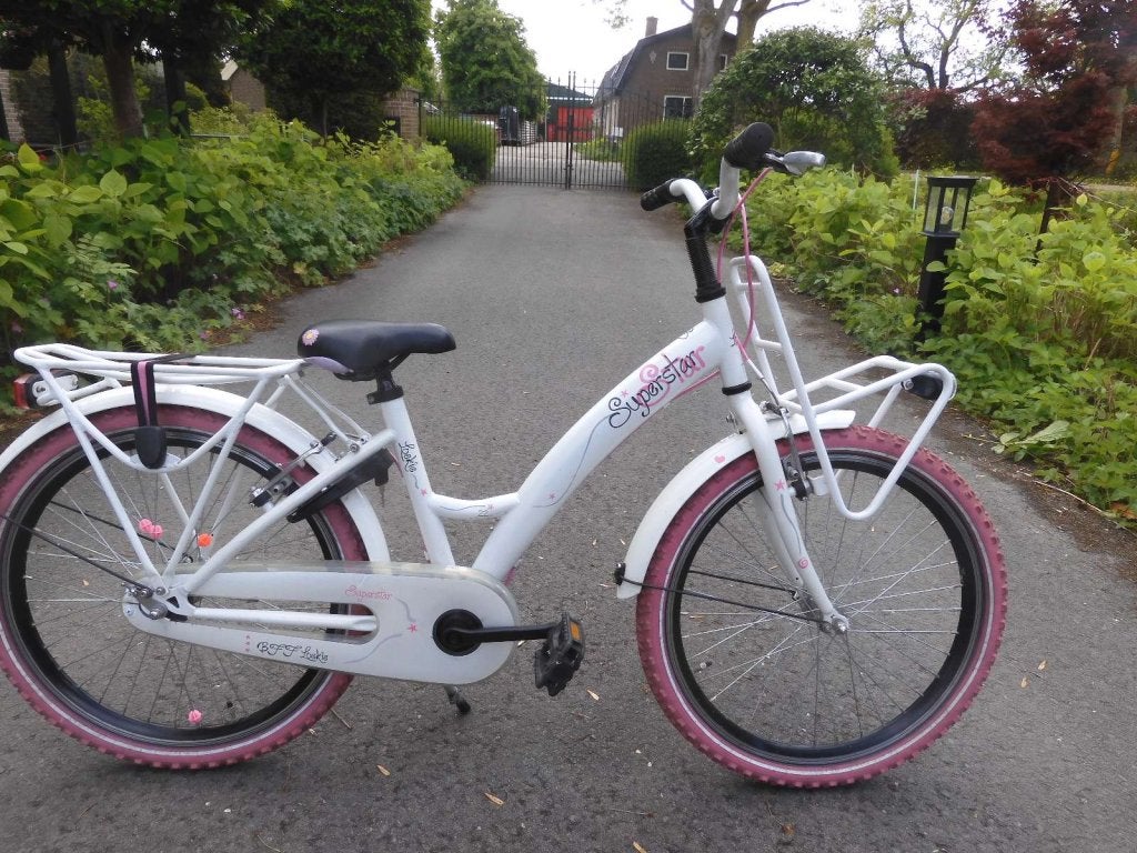Nette 22 inch  Loekie Superstar  in hippe kleuren, Ophalen, Terugtraprem, 22 inch, Loekie