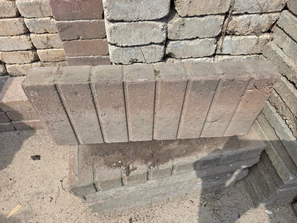 Opsluitbandjes, donker rood, Tuin en Terras, Tegels en Klinkers, Ophalen, Beton, Overige typen
