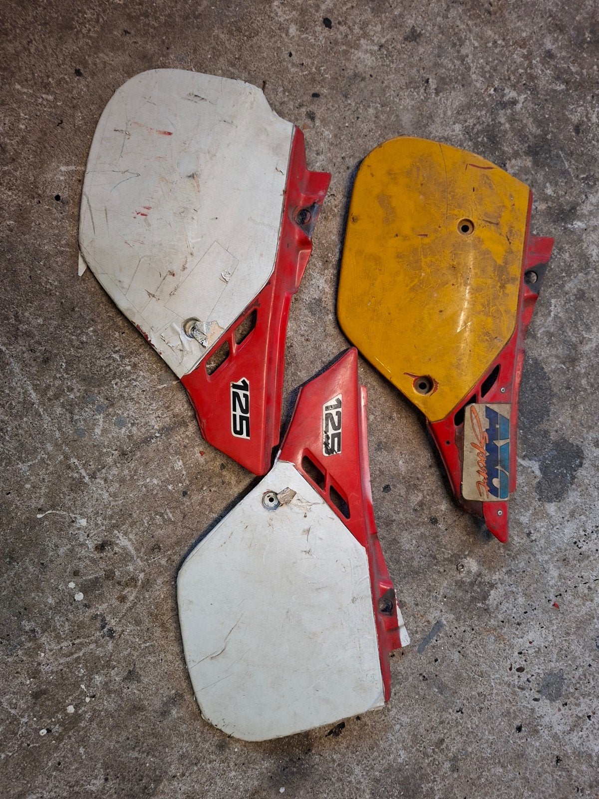 Honda cr 125 250 500 zijpanelen 1988 89, Motoren, Ophalen, Gebruikt