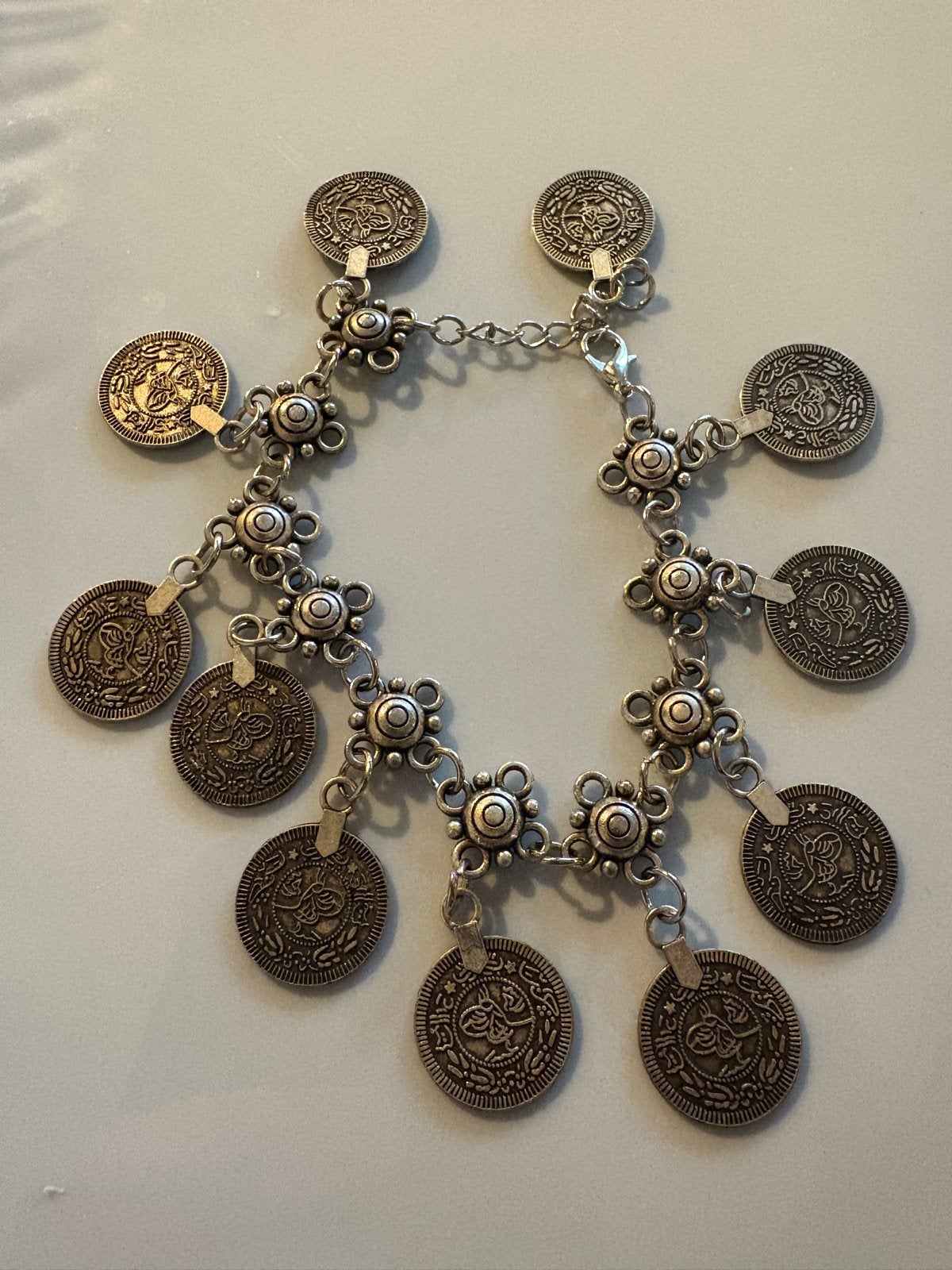 Zilverkleurige Armband met Muntjes, Overige materialen, Thrifter, Ophalen of Verzenden, Ossenkamppad 25