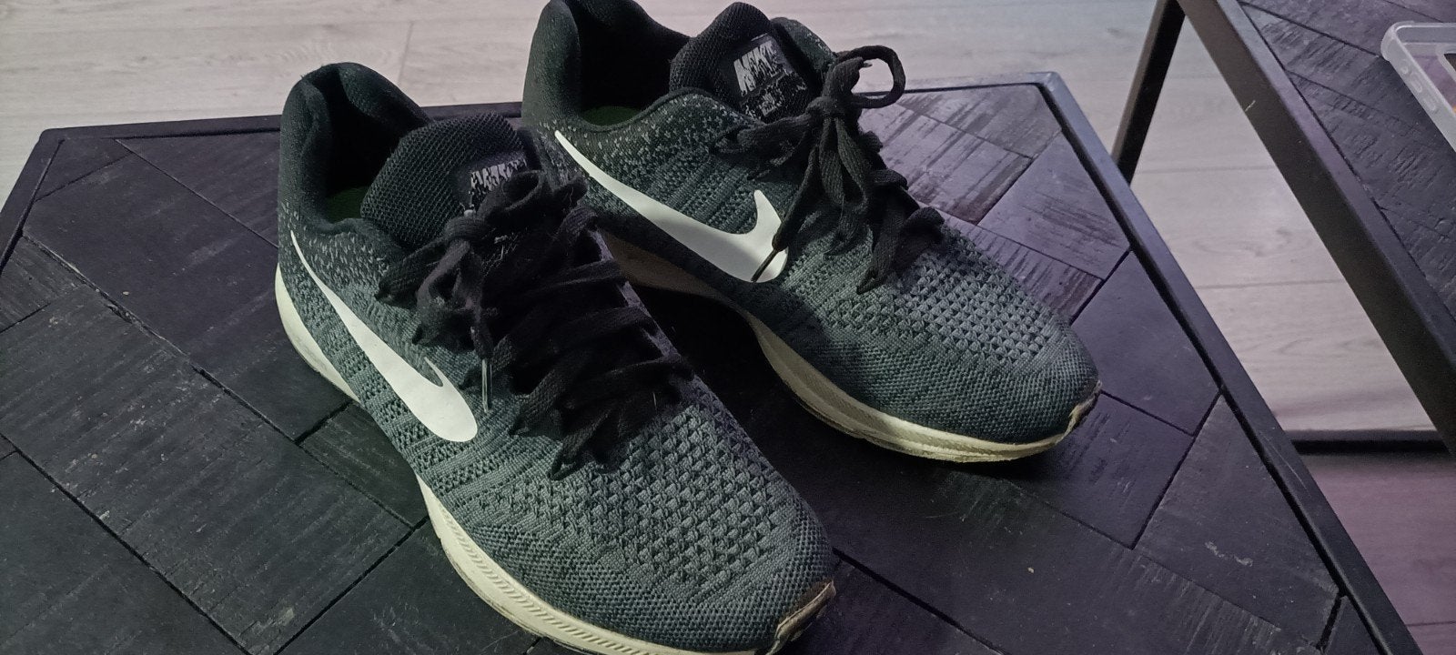 nice  sport schoenen 17 euro inclusief verzendkosten maat 40, Kleding | Dames, Zwart, Nike, Ophalen of Verzenden, Sneakers of Gympen