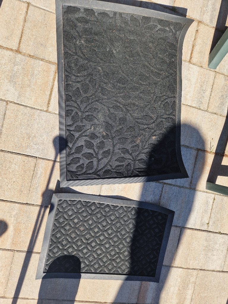 Set van 2 zwarte deurmatten, Tuin en Terras, Deurmatten, Ophalen of Verzenden, Gebruikt, Overige materialen