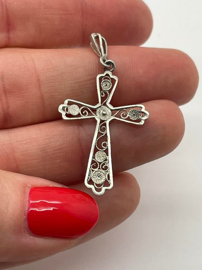 D690 Prachtige zilveren filigrain kruisje, Sieraden, Tassen en Uiterlijk, Kettinghangers, Ophalen of Verzenden, X, Kruis of Symbool