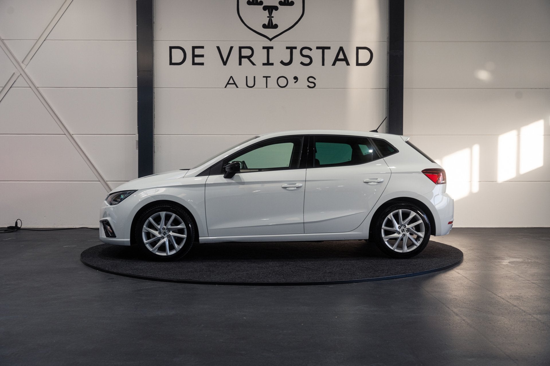 Seat Ibiza 1.0 TSI FR Business Intense, Auto's, Seat, Dealer onderhouden, Gebruikt, Met garantie (alle), Overige brandstoffen