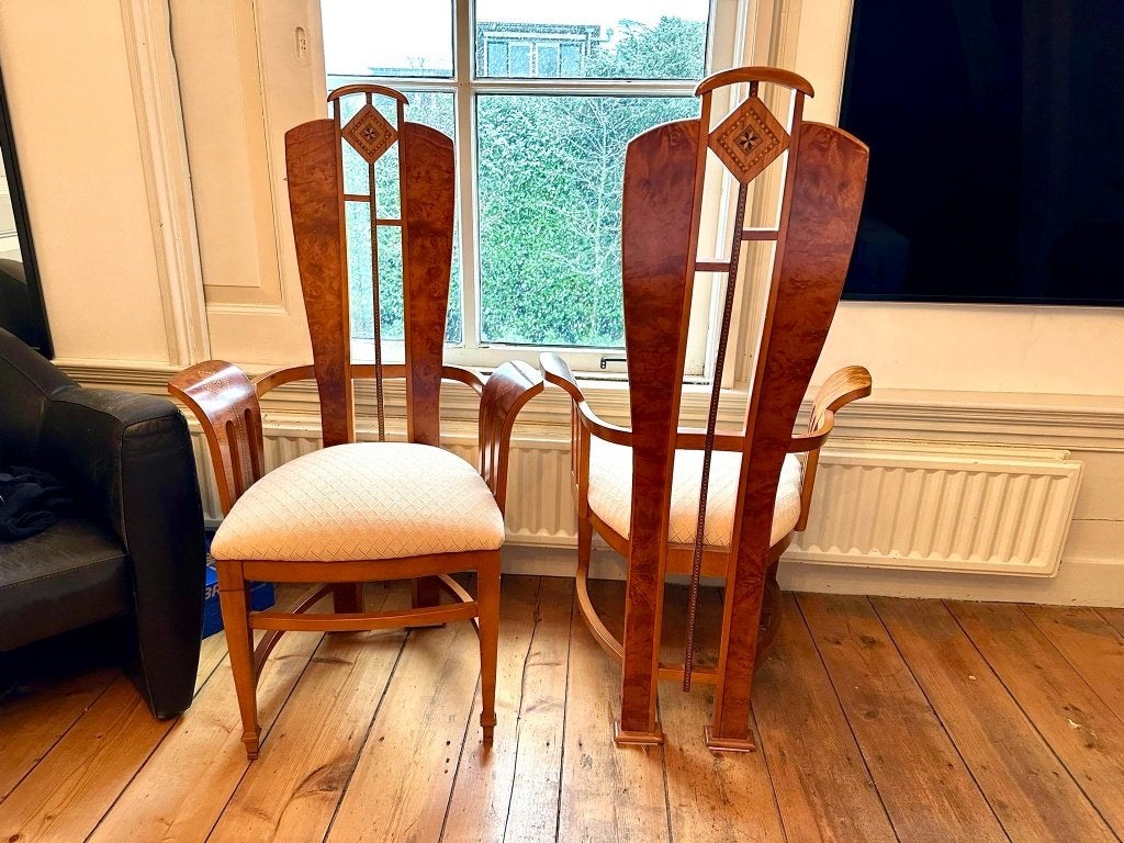 Italiaanse eetkamerstoelen, geen giorgetti maar carpanelli, Huis en Inrichting, Ophalen, Gebruikt, Hout, Twee