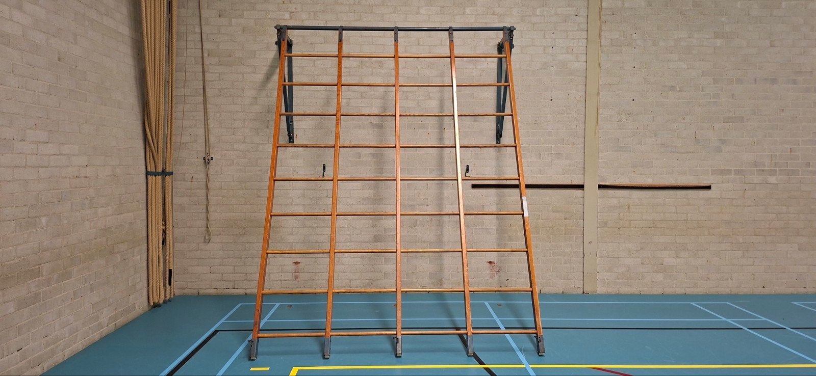 Vintage Zweedse wandrek / klimrek voor gymzaal, Ophalen of Verzenden, Gebruikt