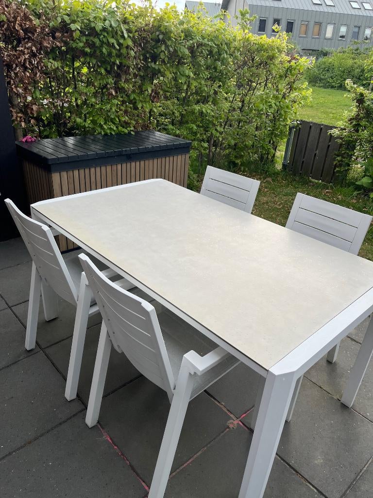 Tuinset Bellagio Kees Smit, inclusief 4 stoelen met kussens, Ophalen, 4 zitplaatsen, Aluminium, Zo goed als nieuw
