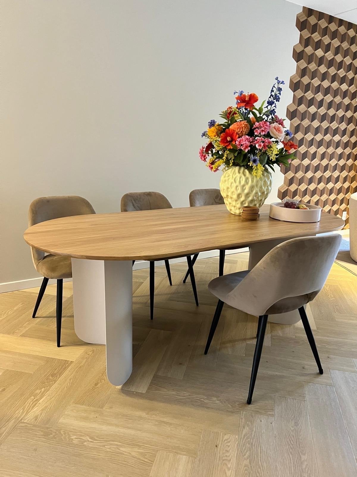 6 champagne velvet eetkamerstoelen Kwamtum, Huis en Inrichting, Stoelen, Ophalen, Overige kleuren, Zo goed als nieuw, Stof
