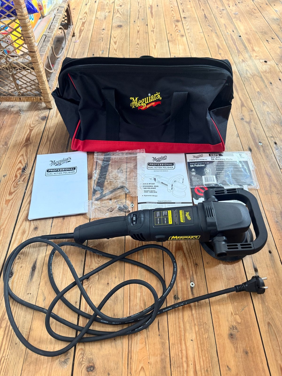 Nieuwe Meguiar's Dual Action MT310 Polijstmachine, Ophalen of Verzenden, Nieuw, Minder dan 600 watt, Overige typen