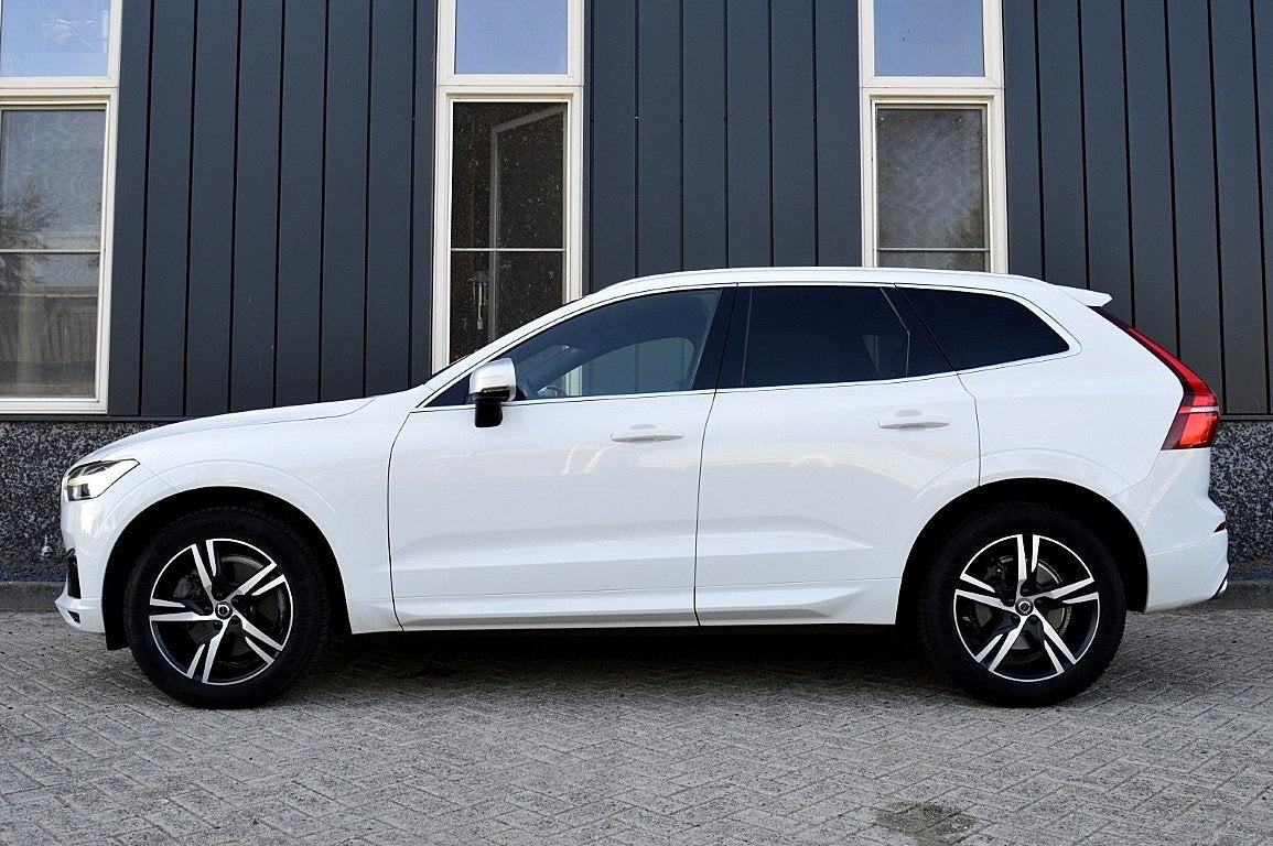 Volvo XC60 2.0 T6 AWD R-Design Rijklaarprijs-Garantie Panora, Auto's, 12 maanden, Automatische klimaatregeling, Gebruikt, 4 cilinders