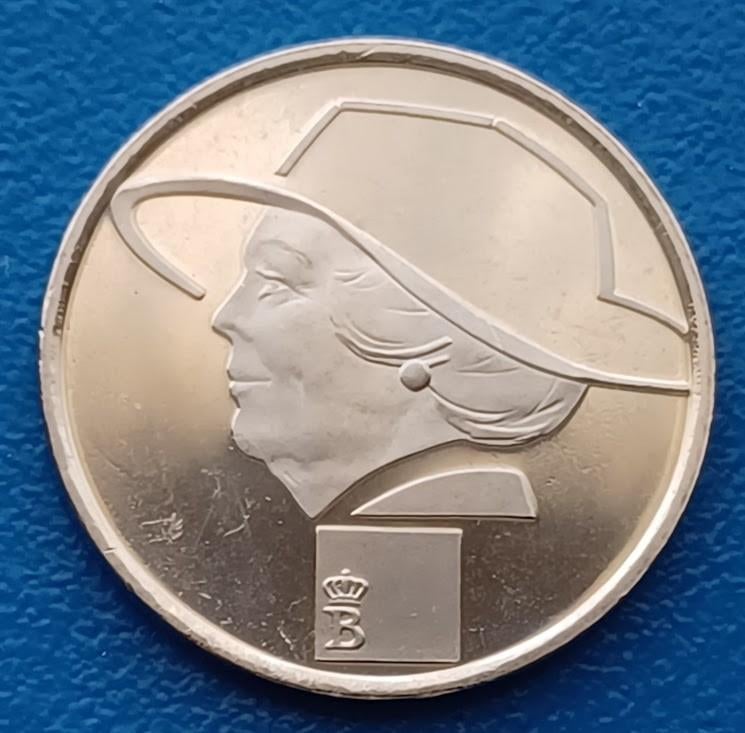 Penning 25-jarig Beatrix regeringsjubileum - 2005, Verzenden, Overige materialen