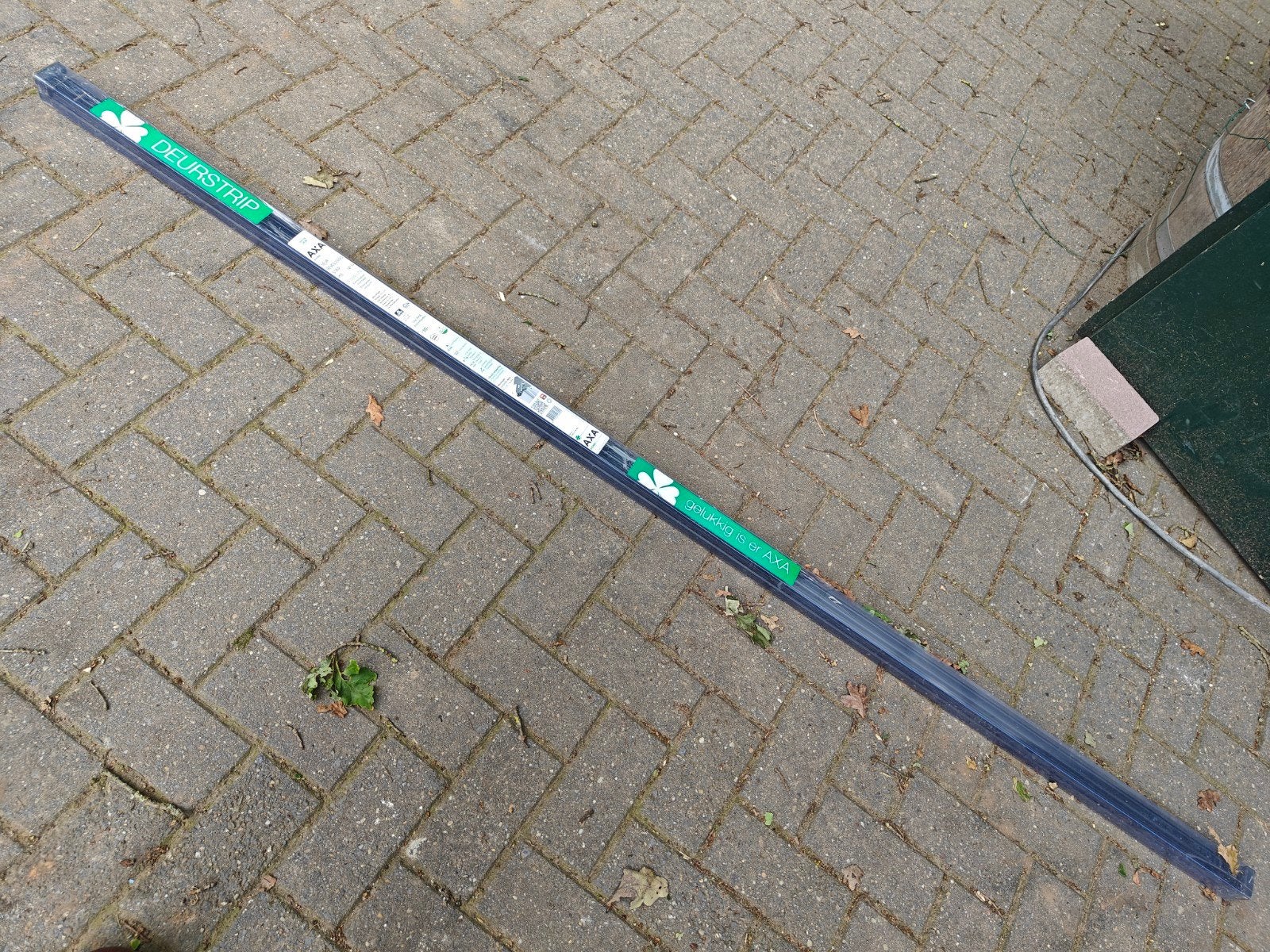 AXA Deurbeveiliging Strip M3 10-14 Design-Line, Doe-het-zelf en Verbouw, Ophalen