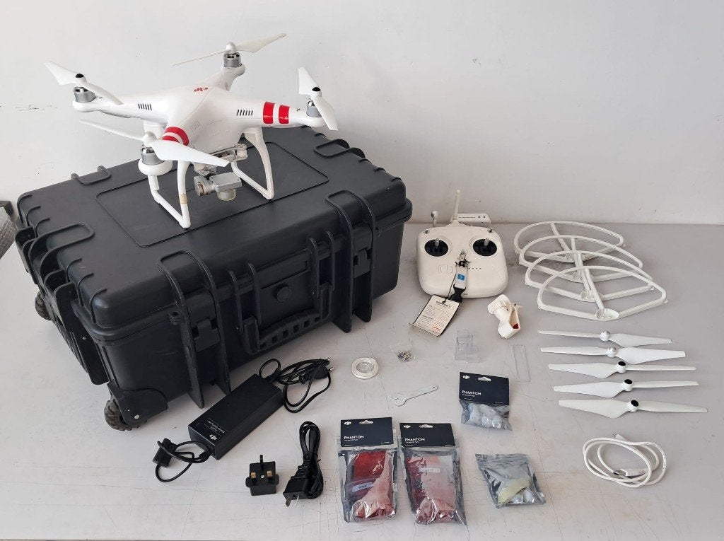 DJI Phantom 2+ met flightcase – opknapper / onderdelen, Gebruikt, Cameradrone, 100 tot 1000 meter, DJI