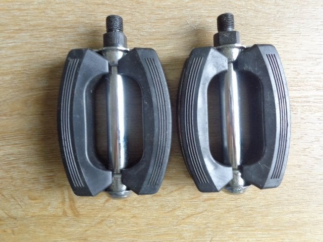 Oldtimer fietspedalen (NOS), Fietsen en Brommers, Crankstel of Pedalen, Overige materialen, Nieuw, Ophalen of Verzenden