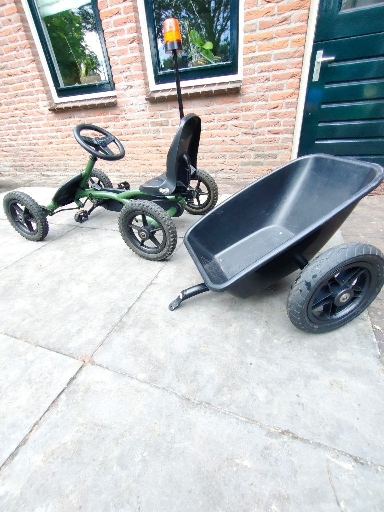Berg buddy jeep skelter met kar en zwaailicht, Kinderen en Baby's, Speelgoed | Buiten | Skelters, Ophalen, Gebruikt, Berg, Met kar of aanhanger