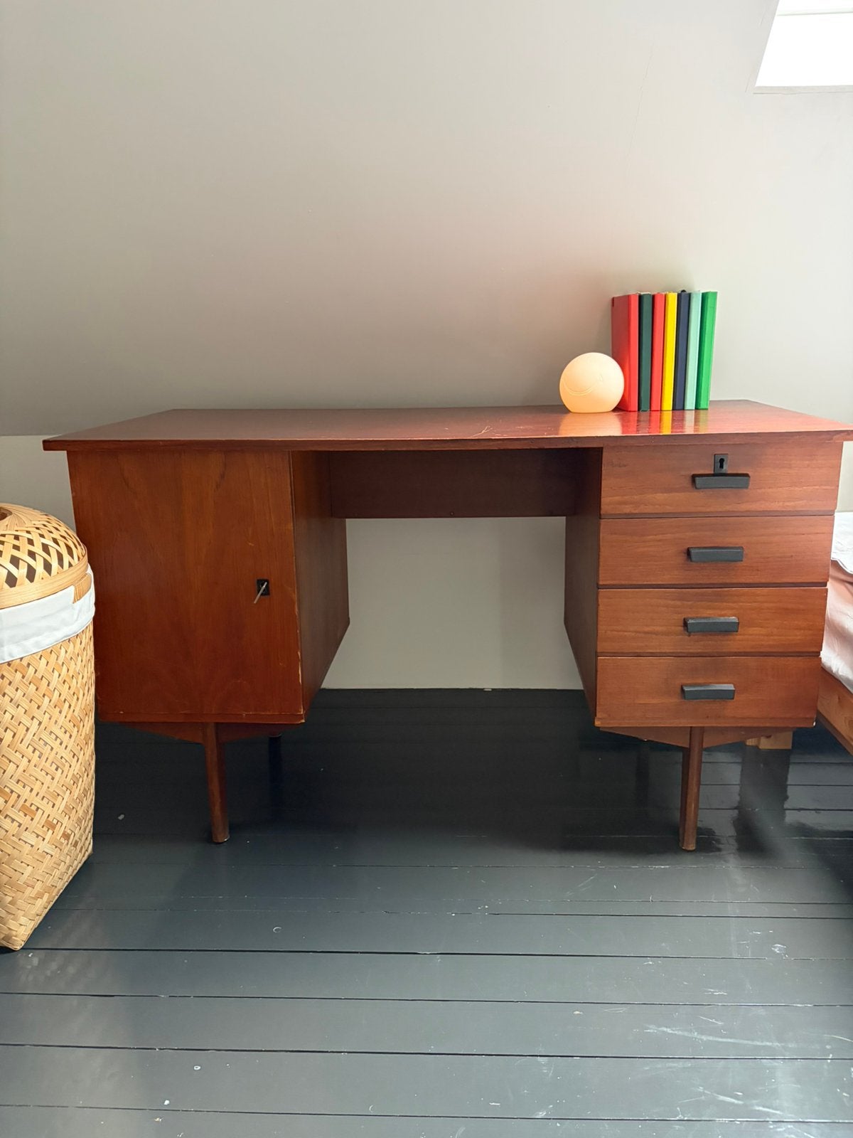 Mooi mid century vintage bureau, Ophalen, Gebruikt, Scandinavisch, Hout