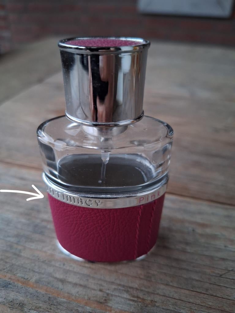 Intim Pink EDP, Sieraden, Tassen en Uiterlijk, Uiterlijk | Parfum, Ophalen of Verzenden, Gebruikt
