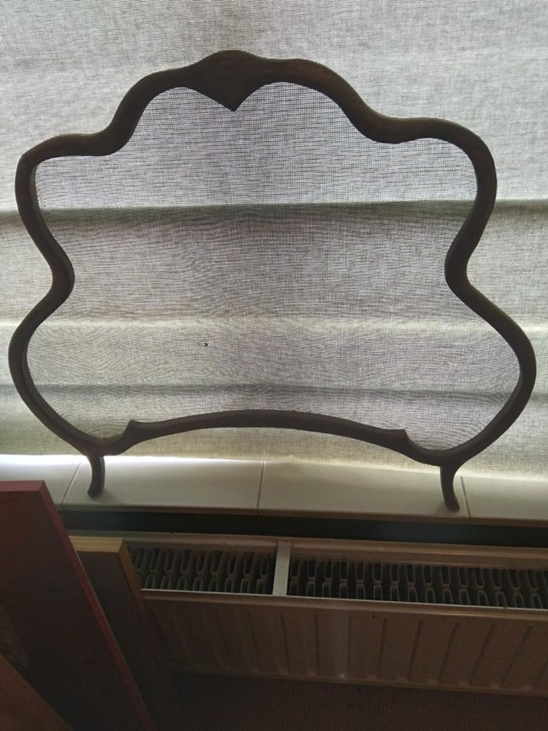 Decoratief raamscherm met koperen details en fijn gaas, Ophalen of Verzenden