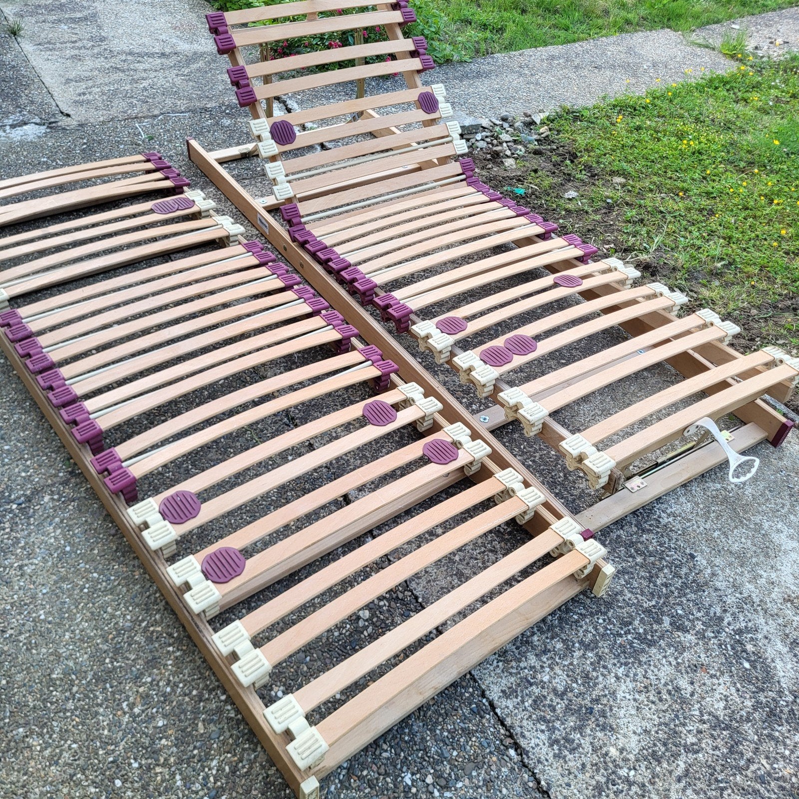 2 lattenbodems 70x195, waarvan 1 verstelbaar, Hout, Verstelbaar, Gebruikt, Eenpersoons