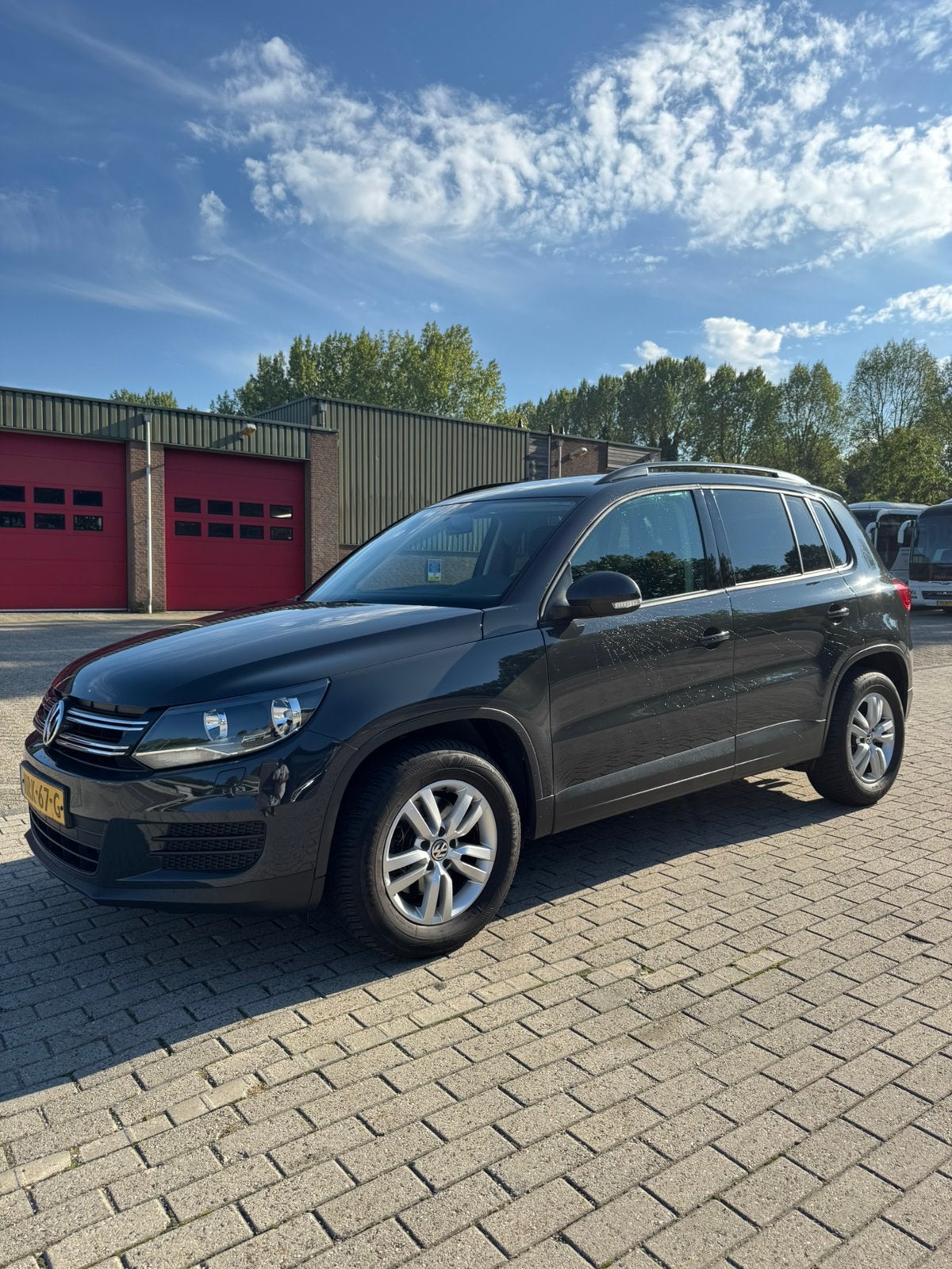 Volkswagen Tiguan 1.4 TSI 125PK | CarPlay, Voorwielaandrijving, 125 pk, 4 cilinders, 1395 cc