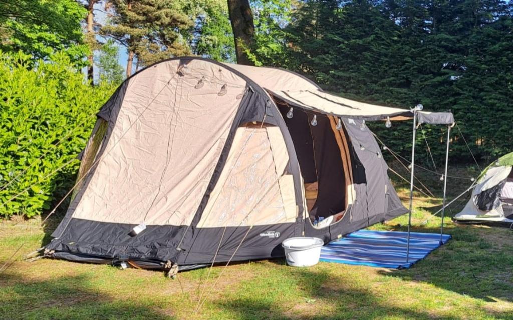 Opblaasbare tent, Caravans en Kamperen, Tenten, Ophalen, Zo goed als nieuw