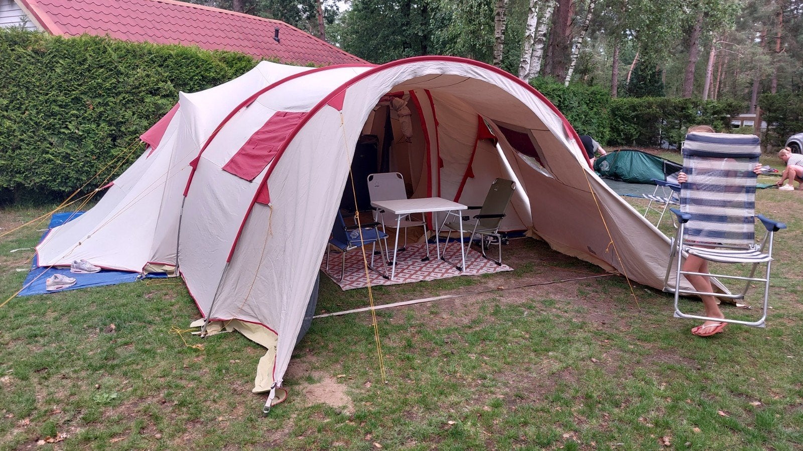 Ruime  8-persoons katoenen tent met grote luifel, Ophalen, Tot en met 4