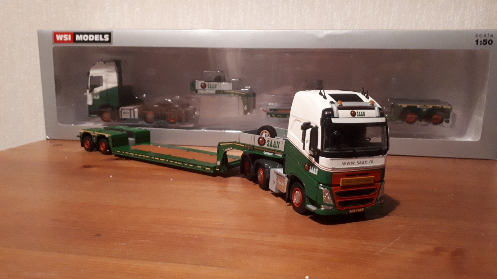 Wsi Volvo FH4 Saan, Ophalen of Verzenden, Nieuw, Bus of Vrachtwagen, Wsi