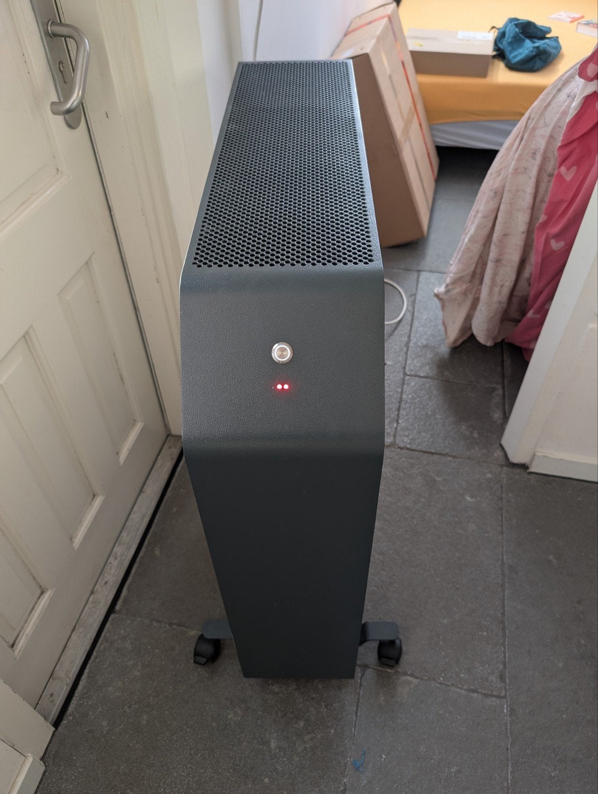WHITE Air Q330 UV-C Air Disinfection System / Air purifier, Ophalen, Luchtreiniger