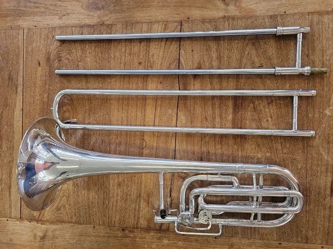 Boosey & Hawkes Sovereign Roundstamp Bass Trombone, Muziek en Instrumenten, Ophalen, Gebruikt, Bas